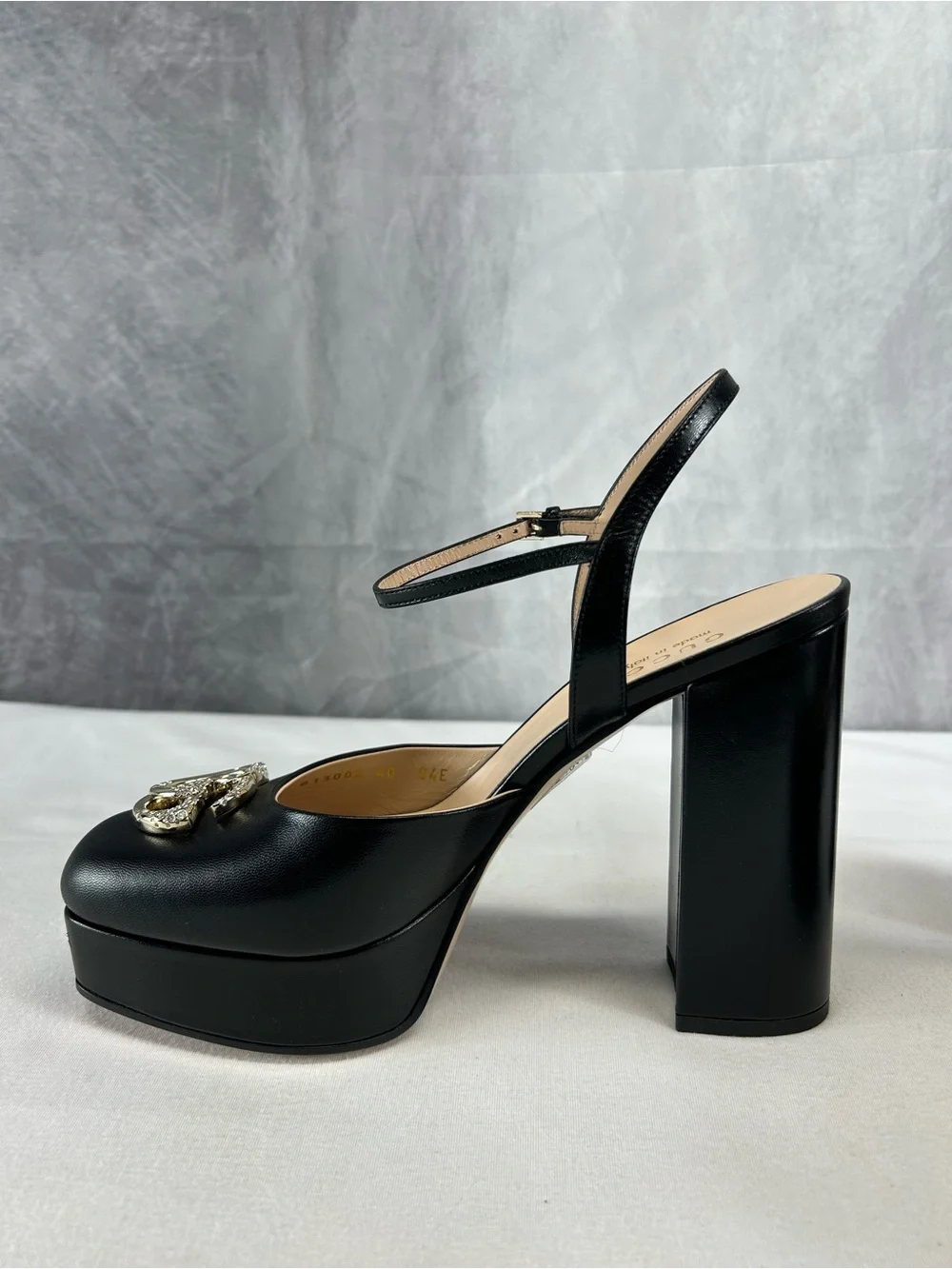 Gucci Double G leather platform pumps